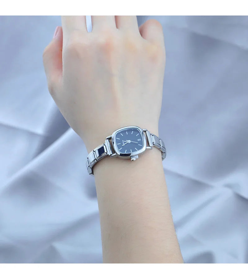 Élégance Watch
